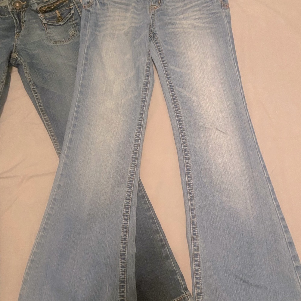Girl’s Boot Cut Jeans - Picture 3 of 5